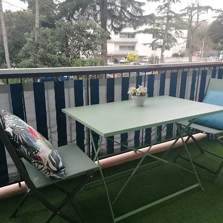 In Near The Beach, Cleaning Included *