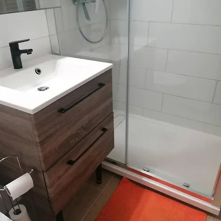 In Near The Beach, Cleaning Included *
